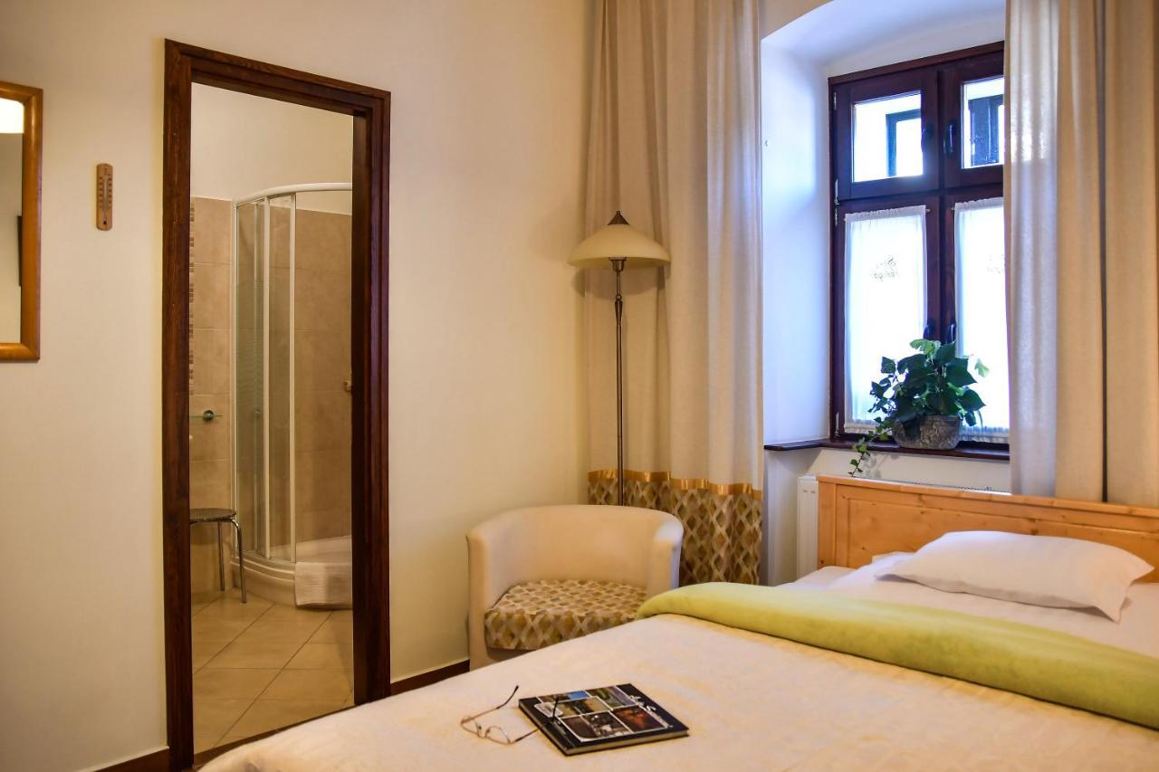 Bed and Breakfast Szin-Es Vendeghaz Сентеш Экстерьер фото